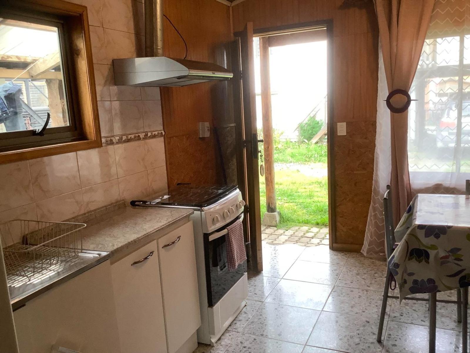 Hostal Y Cabanas Ventisquero Puerto Puyuguapi Eksteriør billede